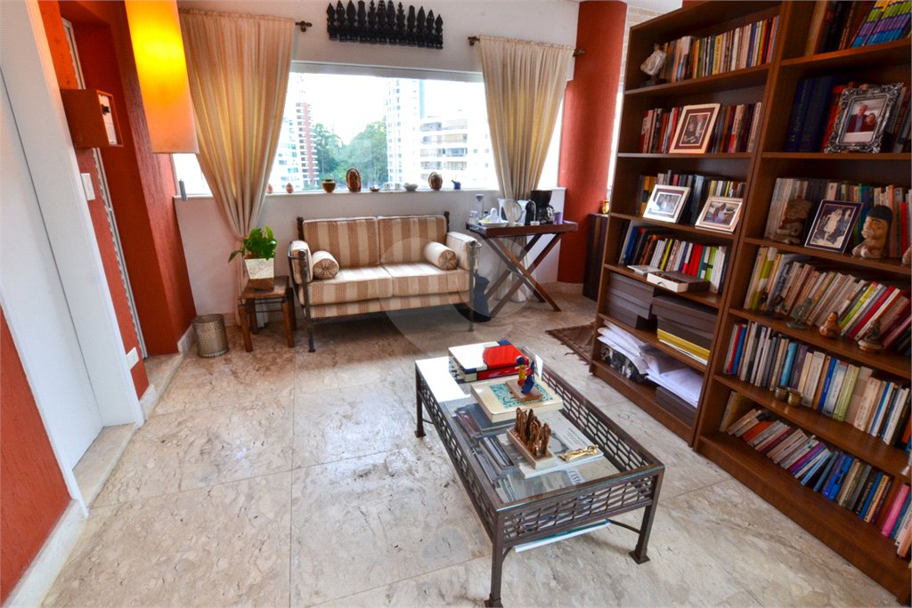 Cobertura à venda com 4 suítes em Vila Suzana, São Paulo, SP