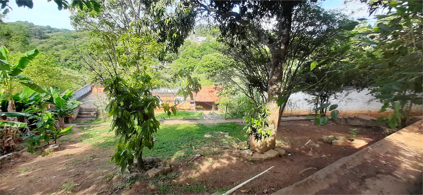 Casa Térrea à venda com 3 quartos, sendo 1 suíte,  em Serra da Cantareira, Mairiporã, SP