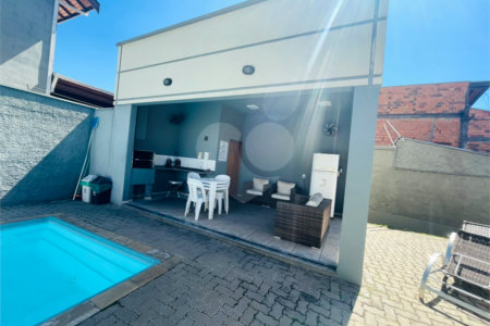 Casa à venda com 2 quartos no condomínio Villa Itália, Vinhedo - SP