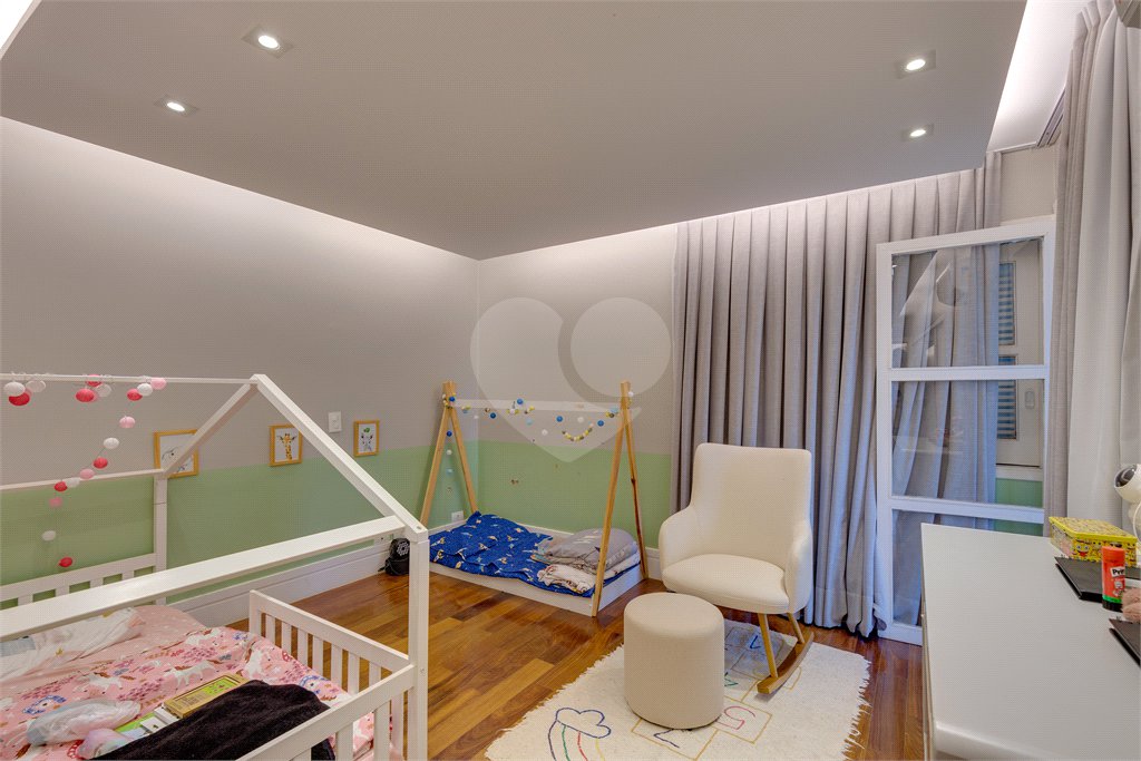 Casa Térrea à venda com 4 suítes em Jardim Marajoara, São Paulo, SP