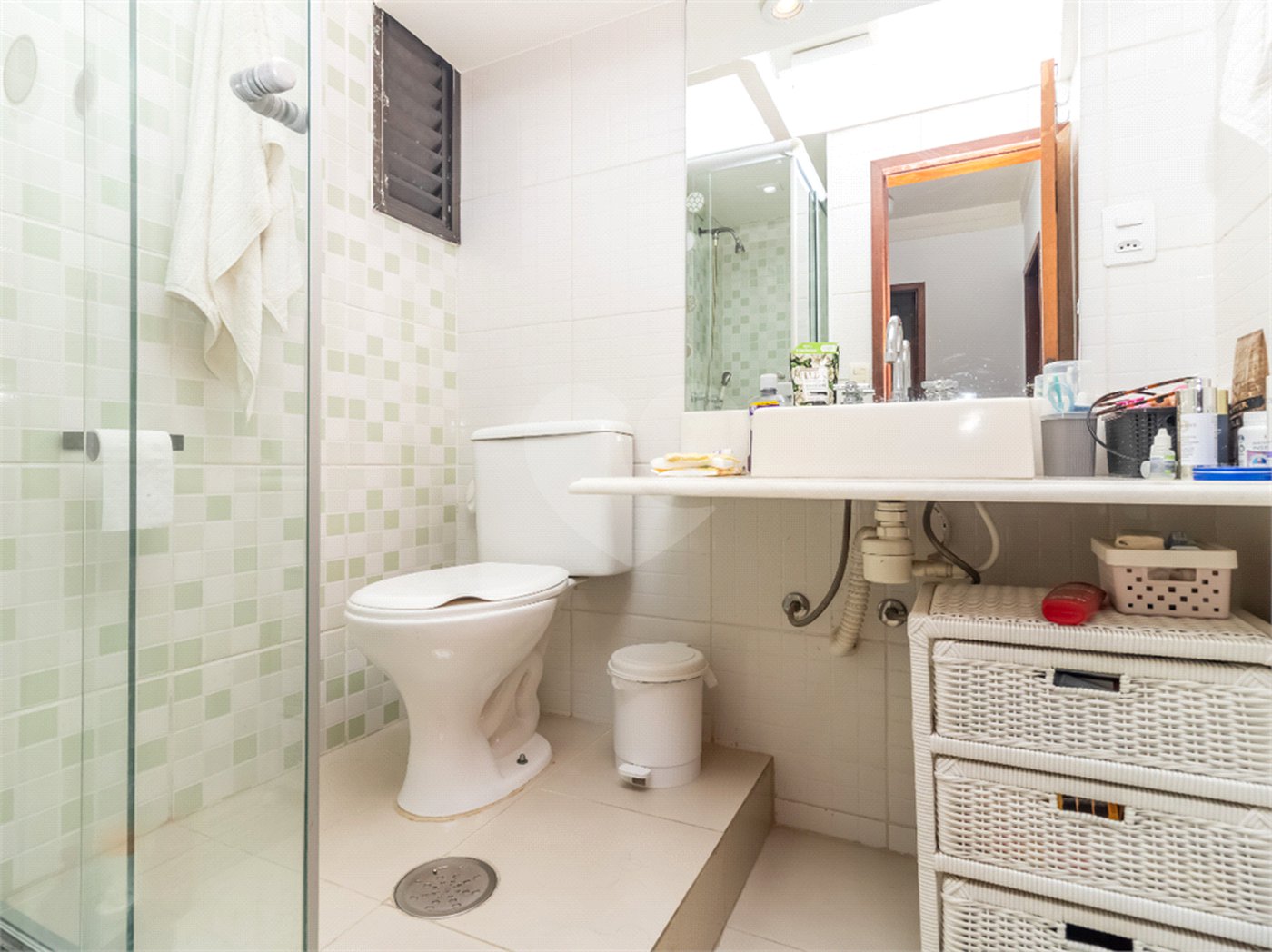 Apartamento à venda com 3 quartos, sendo 1 suíte, em Vila Mariana, São Paulo, SP