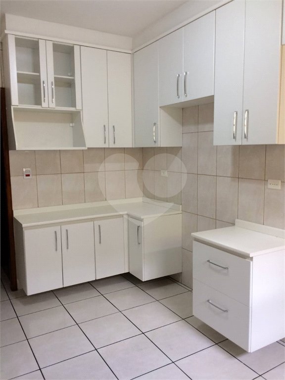 Sobrado à venda com 6 quartos em Vila Nova Cachoeirinha, São Paulo, SP
