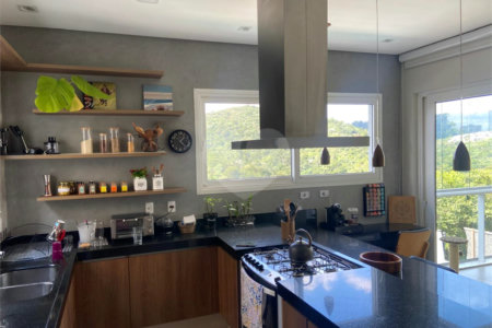 Casa à venda ou para alugar com 4 suítes no condomínio Residencial Gênesis 1, Santana de Parnaíba - SP