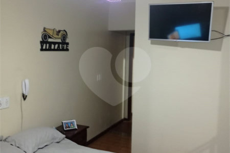 Casa à venda com 5 suítes em Vila Medeiros, São Paulo, SP
