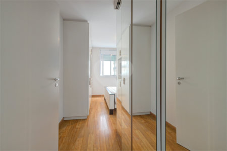 Apartamento à venda com 4 quartos, sendo 3 suítes, em Brooklin, São Paulo, SP
