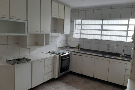 Sobrado à venda ou para alugar com 3 quartos, sendo 1 suíte, em Vila Paulista, São Paulo, SP