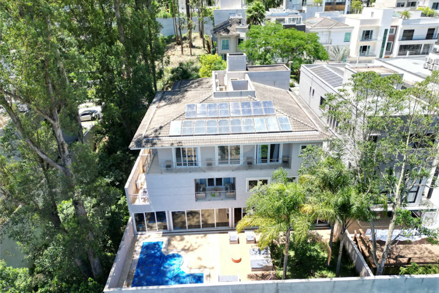 Casa à venda com 4 quartos, sendo 3 suítes, no condomínio Reserva Nova Cantareira, São Paulo - SP