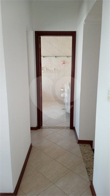 Casa à venda com 3 suítes no condomínio Villaggio Capriccio, Louveira - SP