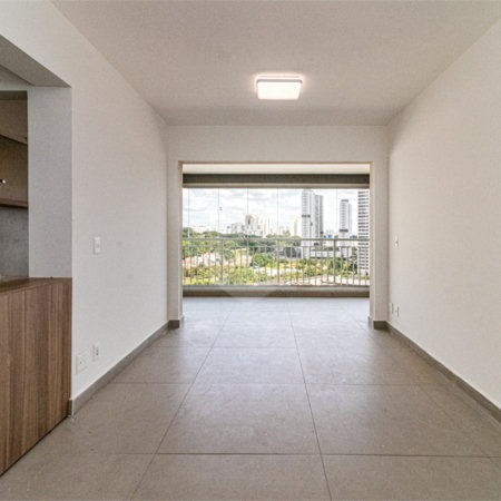 Apartamento à venda com 3 quartos, sendo 1 suíte,  em Vila Anastácio, São Paulo, SP