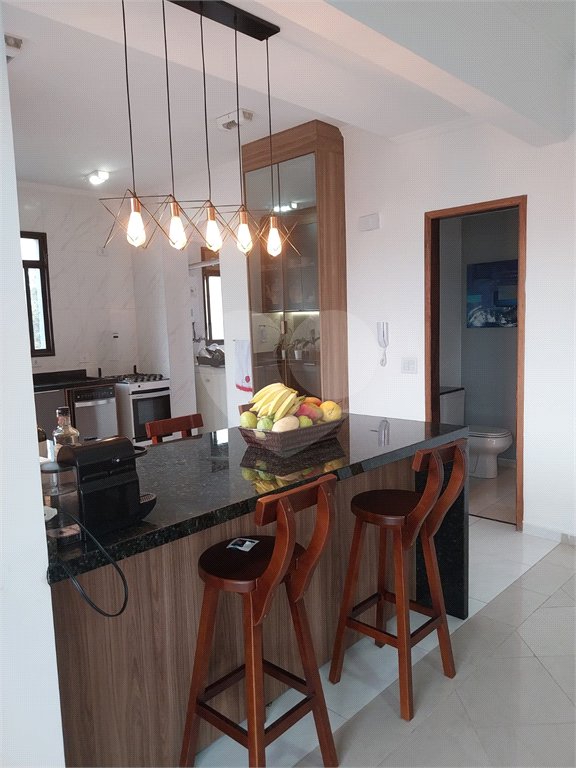 Apartamento à venda com 4 quartos, sendo 1 suíte,  em Vila Ipojuca, São Paulo, SP