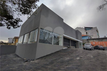 Galpão para alugar em Vila Gilda, Santo André, SP