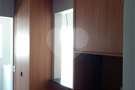Apartamento à venda com 3 quartos, sendo 1 suíte,  em Parque Campolim, Sorocaba, SP