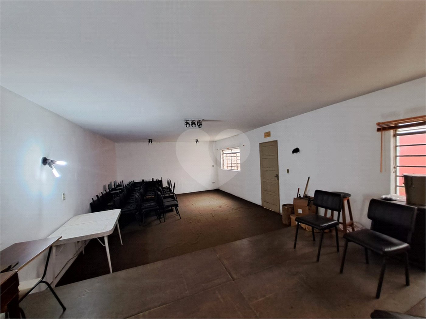 Sobrado à venda ou para alugar com 12 quartos em Vila Nova Conceição, São Paulo, SP