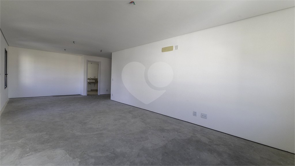 Apartamento à venda com 4 quartos, sendo 3 suítes, em Perdizes, São Paulo, SP