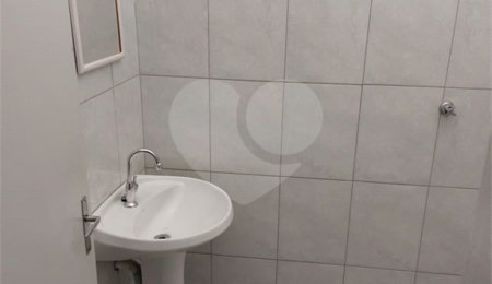 Sobrado à venda com 3 quartos, sendo 1 suíte,  em Alto da Boa Vista, São Paulo, SP