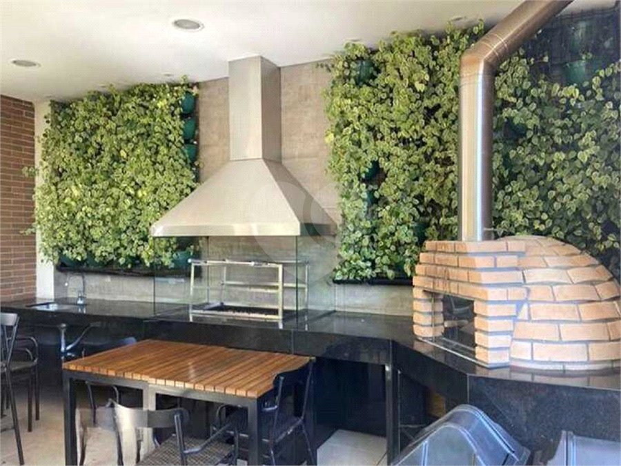 Apartamento à venda com 2 quartos, sendo 1 suíte, em Vila Olímpia, São Paulo, SP