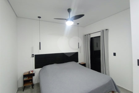 Casa à venda com 3 quartos, sendo 1 suíte, em Vila Santana, Itapetininga, SP