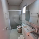 Casa à venda com 3 suítes no condomínio Ecovillagio, São Roque - SP