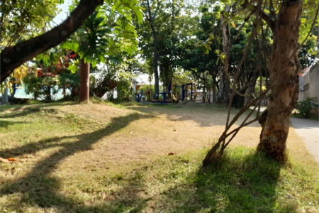 Casa Térrea à venda com 4 quartos em Vila Ernesto, São Paulo, SP