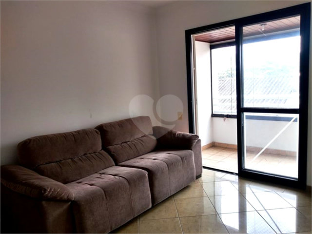 Apartamento à venda com 2 quartos, sendo 1 suíte,  em Moema, São Paulo, SP