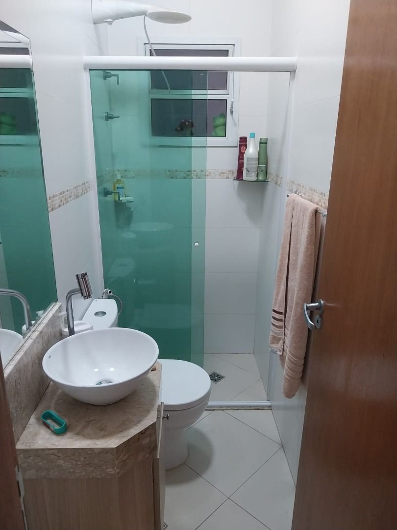 Casa à venda, 204 m² por R$ 585.000,00 - Vila Mateo Bei - São Vicente/SP