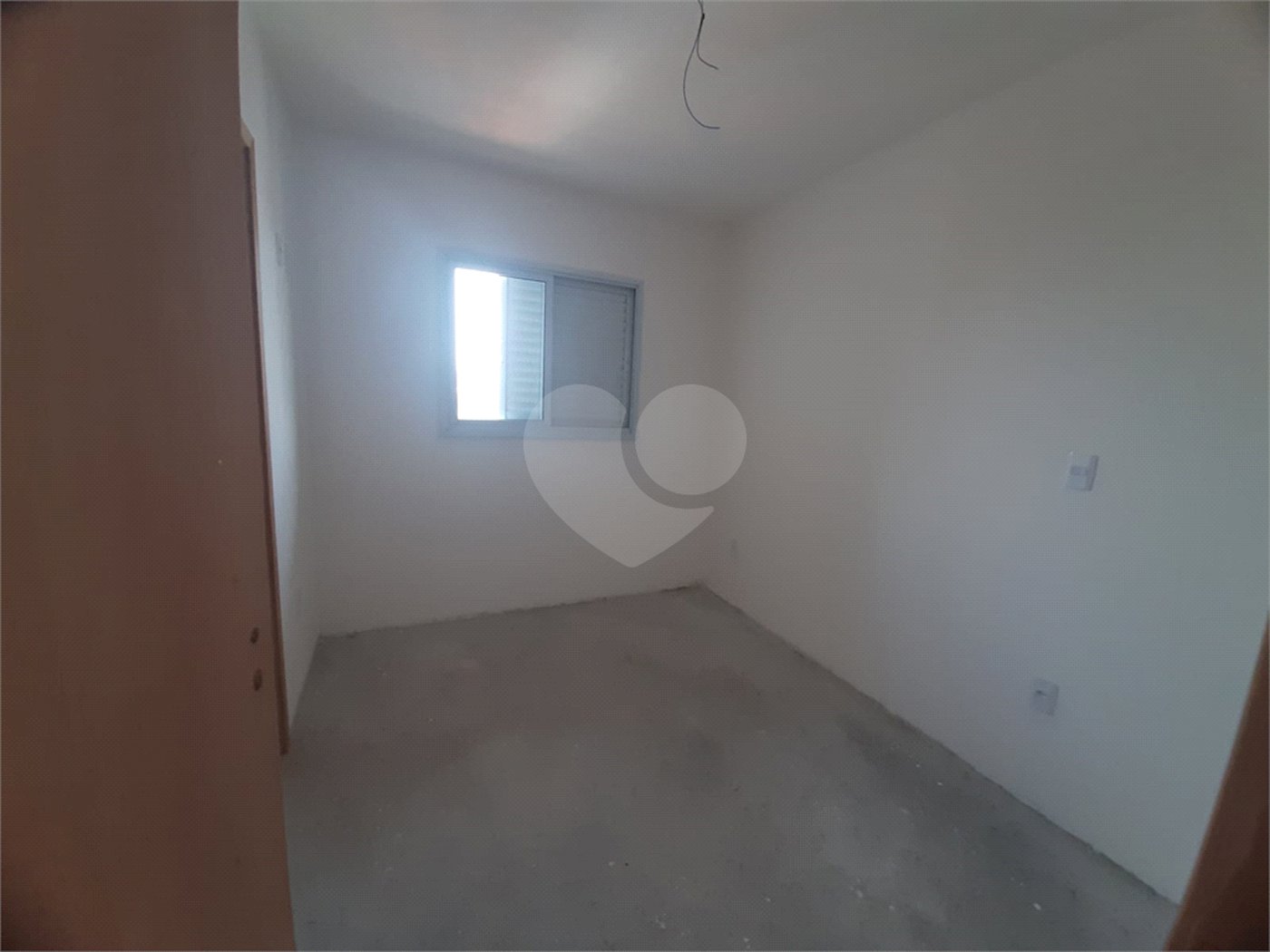 Apartamento à venda com 2 quartos, sendo 1 suíte,  em Parada Inglesa, São Paulo, SP