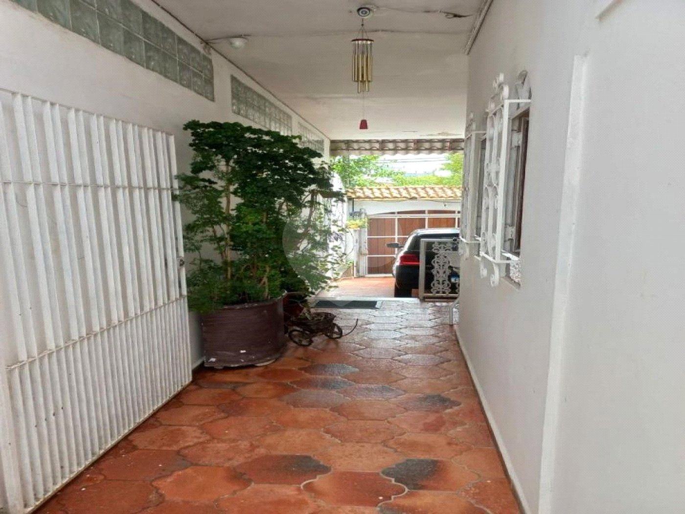 Casa à venda com 3 quartos, sendo 2 suítes, em Jardim Oriental, São Paulo, SP