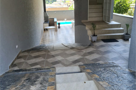 Casa para alugar com 4 suítes em Jardim Maristela, Atibaia, SP