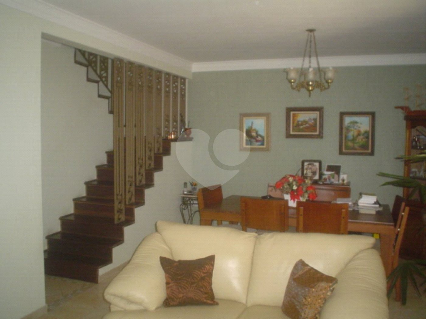 Sobrado à venda com 3 quartos, sendo 2 suítes, em Tremembé, São Paulo, SP