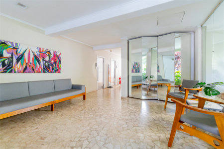 Apartamento à venda com 3 quartos, sendo 1 suíte,  em Cidade Monções, São Paulo, SP