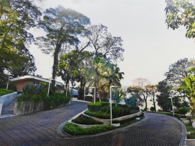 Terreno à venda em Vila Irmãos Arnoni, São Paulo, SP