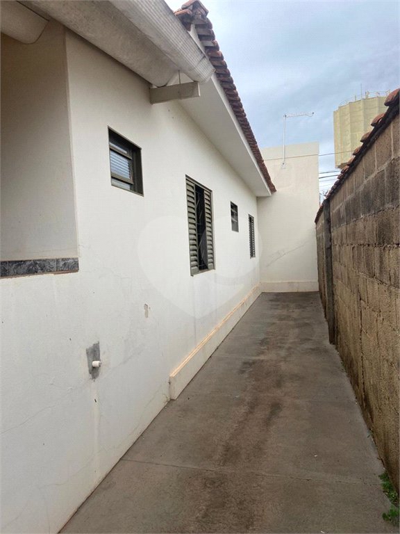 Casa à venda com 3 quartos em Jardim Paulistano (vila Xavier), Araraquara, SP