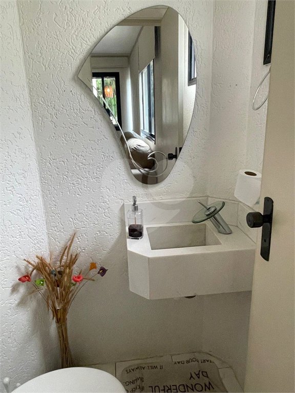 Apartamento à venda com 3 quartos, sendo 1 suíte, em Morumbi, São Paulo, SP
