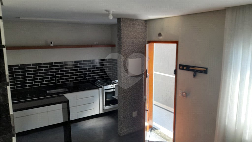 Casa à venda com 2 suítes no condomínio Residencial Matos, São Paulo - SP