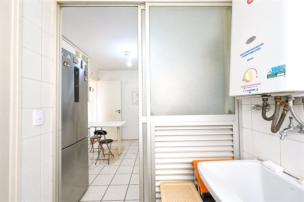 Apartamento à venda com 3 quartos, sendo 1 suíte,  em Chácara Inglesa, São Paulo, SP
