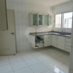 Apartamento à venda com 3 quartos, sendo 1 suíte,  em Vila Suzana, São Paulo, SP