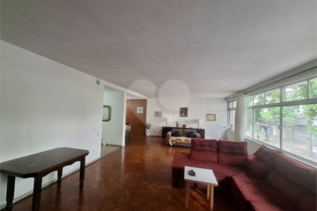 Apartamento à venda com 4 quartos, sendo 1 suíte, em Tijuca, Rio de Janeiro, RJ