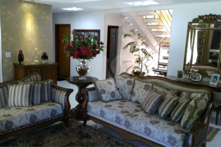 Casa à venda com 5 quartos, sendo 3 suítes, em Reserva dos Vinhedos, Louveira, SP