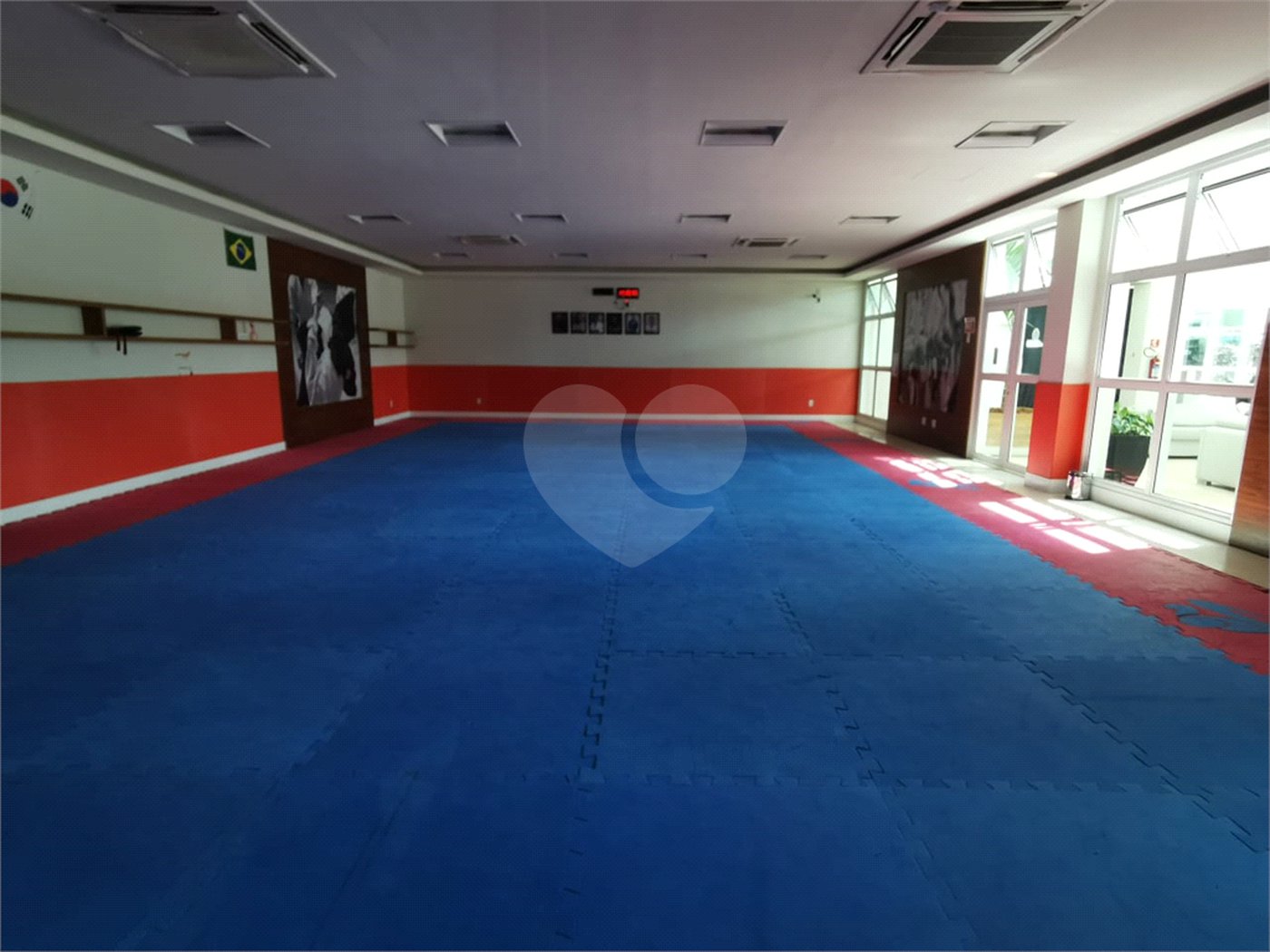 Apartamento à venda com 3 suítes em Jardim Monte Kemel, São Paulo, SP