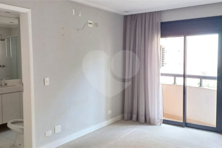 Apartamento à venda com 3 suítes em Jardim Fonte do Morumbi, São Paulo, SP