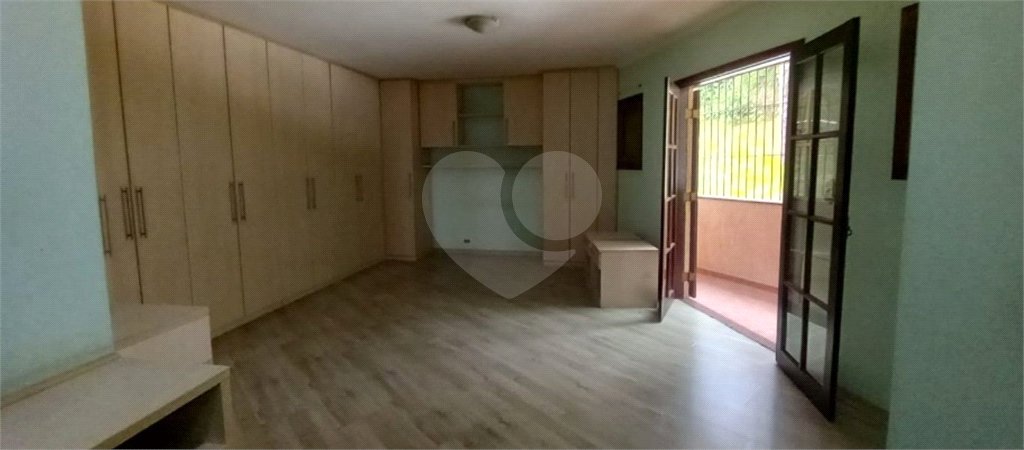 Sobrado para alugar com 3 quartos, sendo 1 suíte, em Parque Maria Domitila, São Paulo, SP