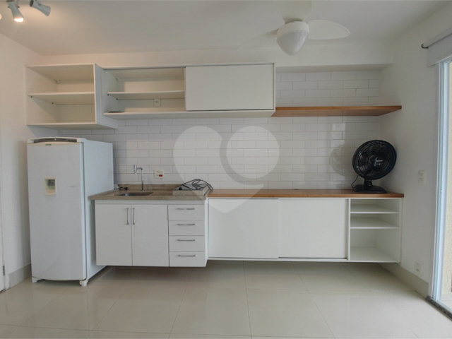 Apartamento à venda com 1 suíte em Alto da Boa Vista, São Paulo, SP