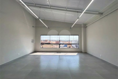 SALÃO COMERCIAL 285 m² COM MEZANINO PARA LOCAÇÃO / VENDA