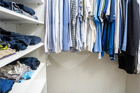 Apartamento à venda com 4 quartos, sendo 3 suítes, em Moema, São Paulo, SP