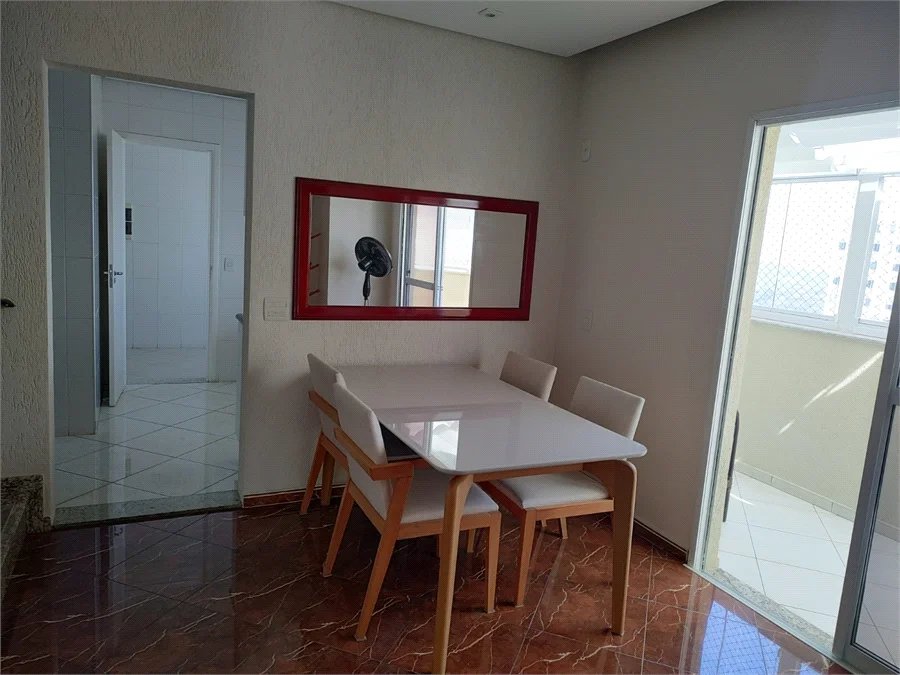 Apartamento à venda com 4 quartos, sendo 2 suítes, em Alto de Pinheiros, São Paulo, SP