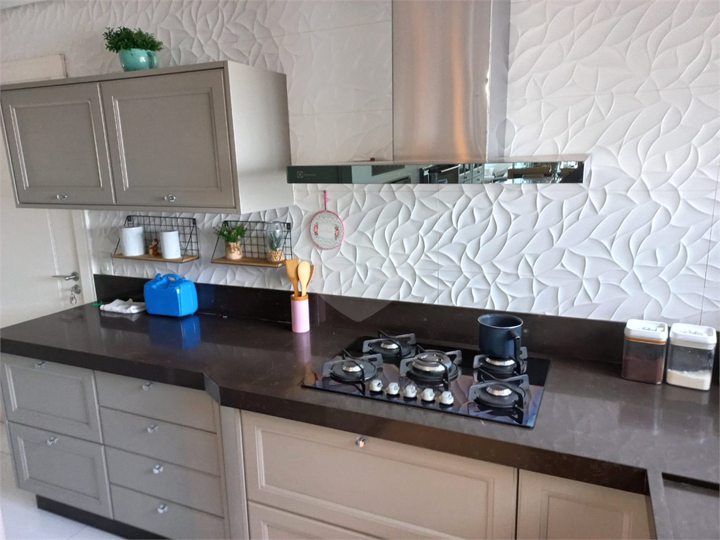 Apartamento à venda com 4 suítes em Santa Teresinha, São Paulo, SP
