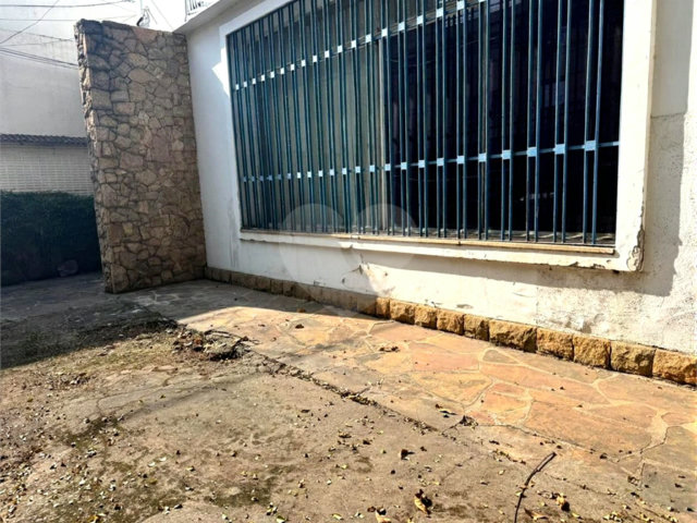 Sobrado à venda com 4 quartos em Brooklin, São Paulo, SP