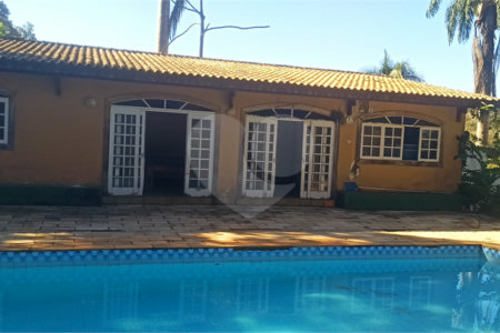 Chácara à venda com 5 quartos, sendo 3 suítes, em Parque Residencial Atibaia, Atibaia, SP