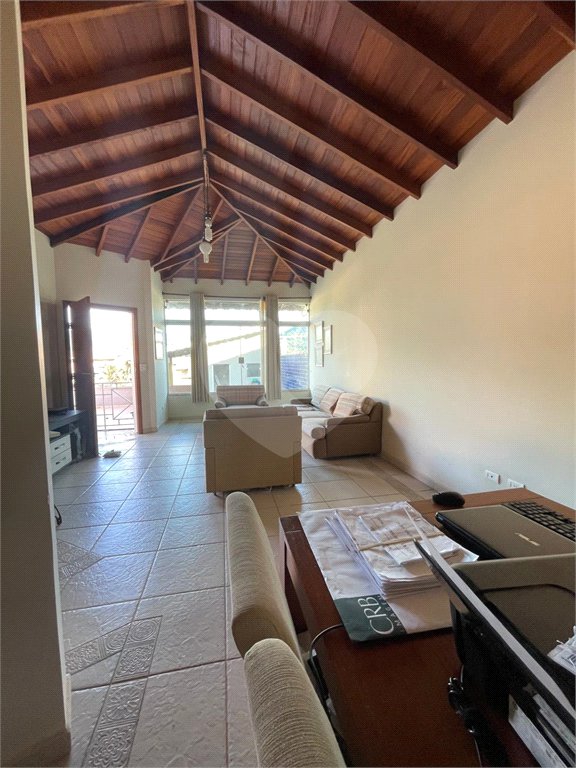 Casa à venda com 3 quartos, sendo 1 suíte, em Recreio Maristela, Atibaia, SP