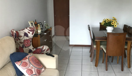 Apartamento à venda com 3 quartos, sendo 1 suíte,  em Jardim Bela Vista, São José dos Campos, SP